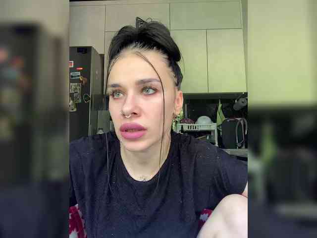 deva_maria webcam