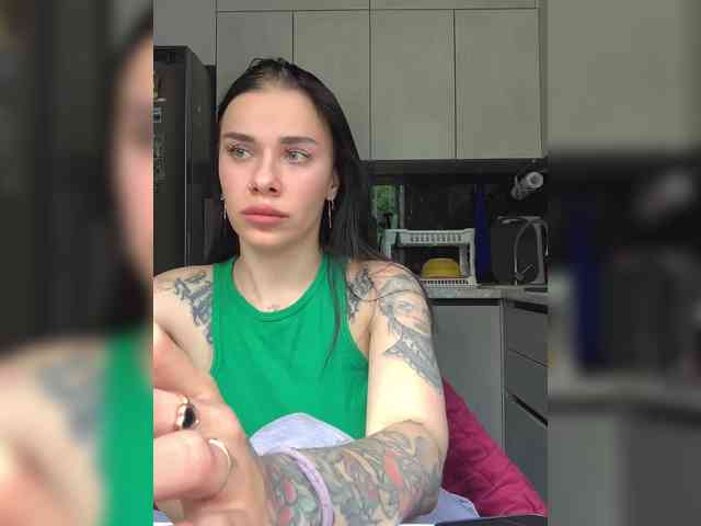 deva_maria webcam