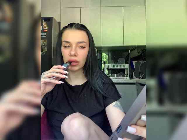 MaidenCrystal Sex Cam Show