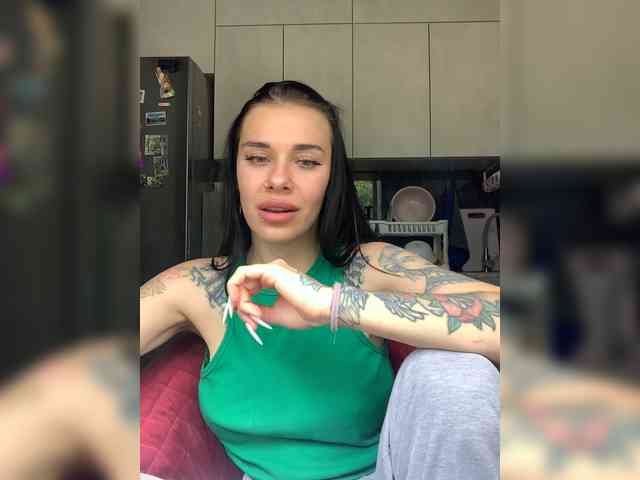 deva_maria webcam