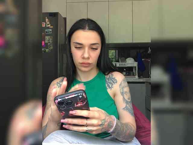 deva_maria webcam