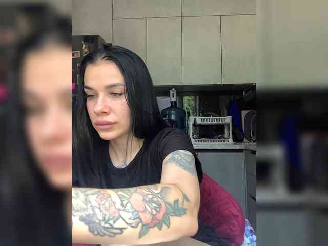 deva_maria webcam