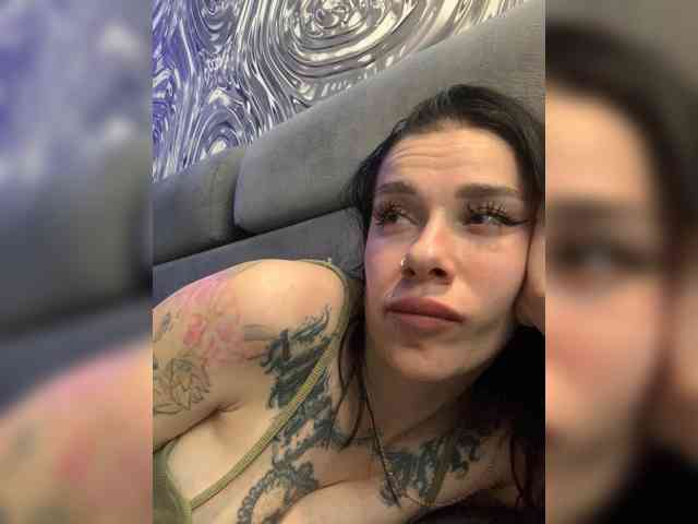 deva_maria webcam