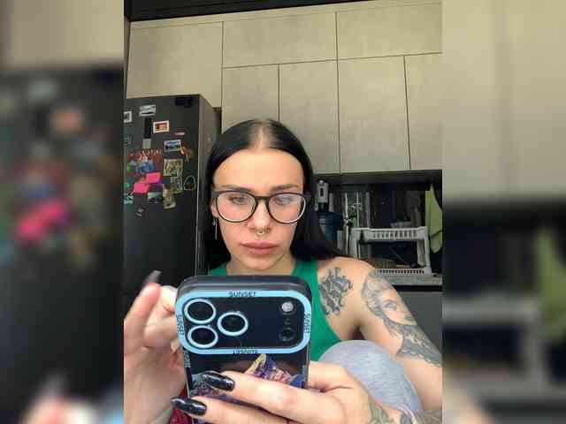 deva_maria webcam