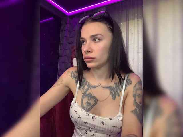 deva_maria webcam