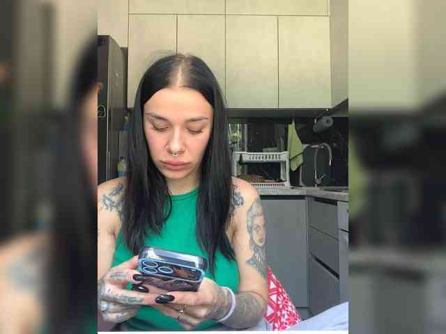 deva_maria webcam