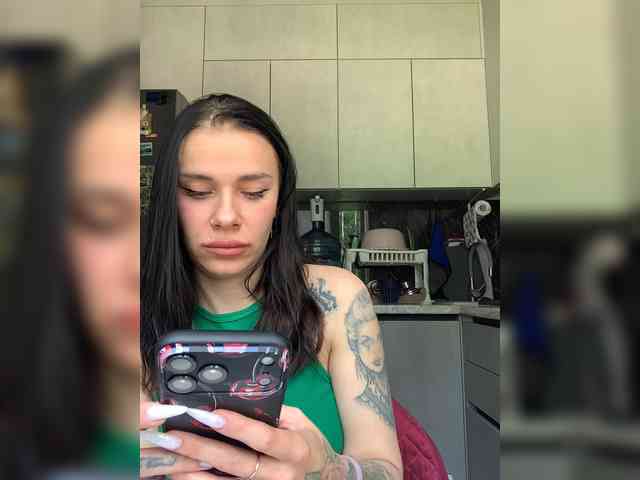 deva_maria webcam
