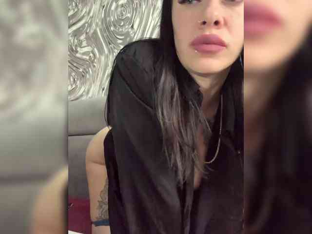 deva_maria webcam