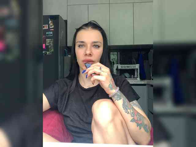 deva_maria webcam