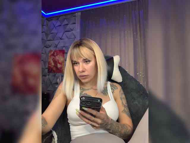 deva_maria webcam