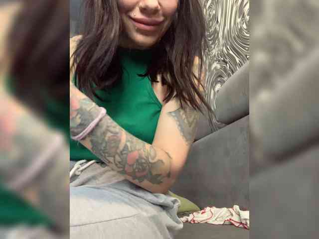 deva_maria webcam