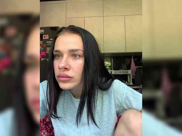 deva_maria webcam