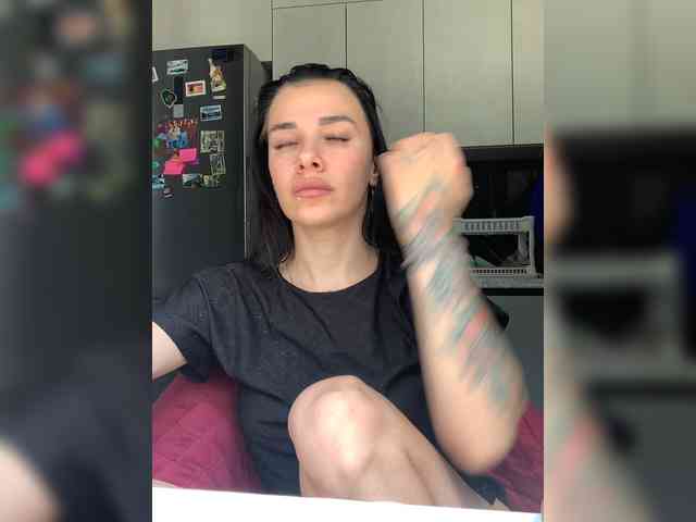 deva_maria webcam