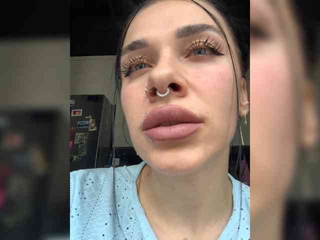deva_maria webcam