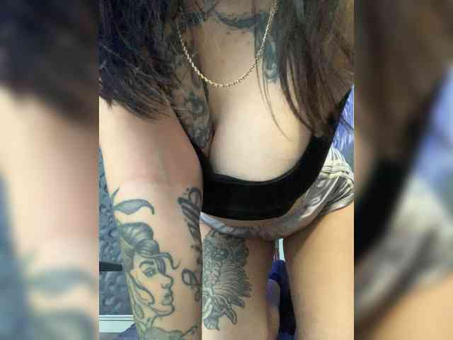 deva_maria webcam