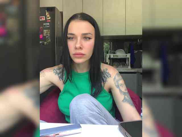 deva_maria webcam