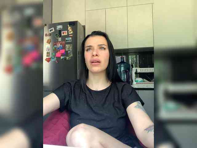 deva_maria webcam