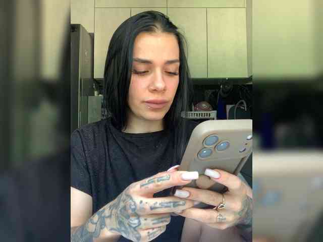 deva_maria webcam