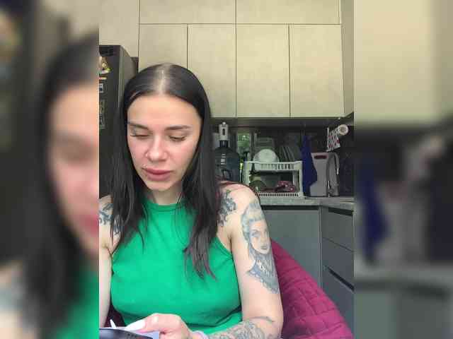 deva_maria webcam