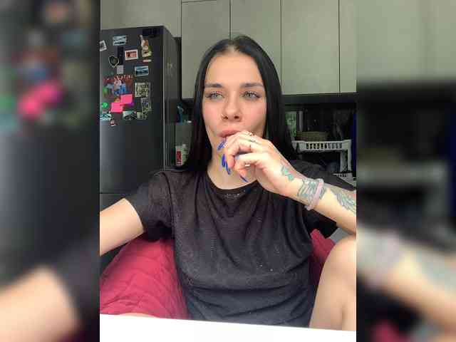 deva_maria webcam