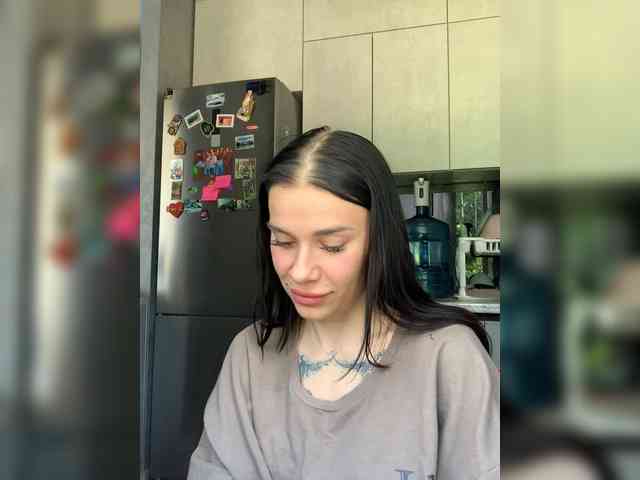 deva_maria webcam