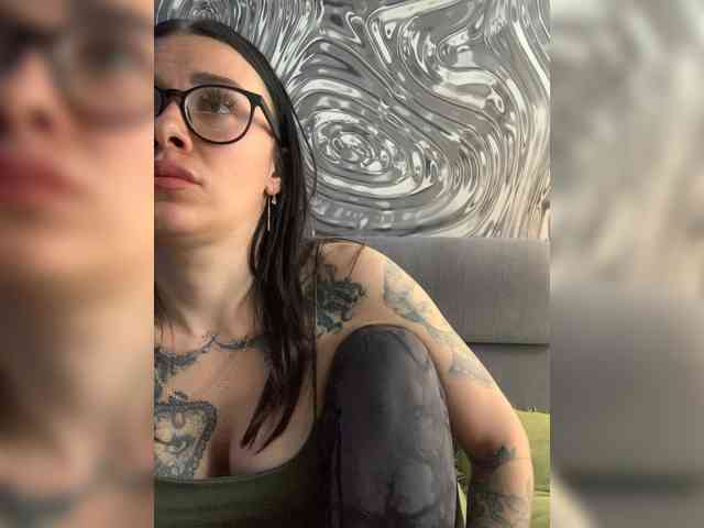 deva_maria webcam