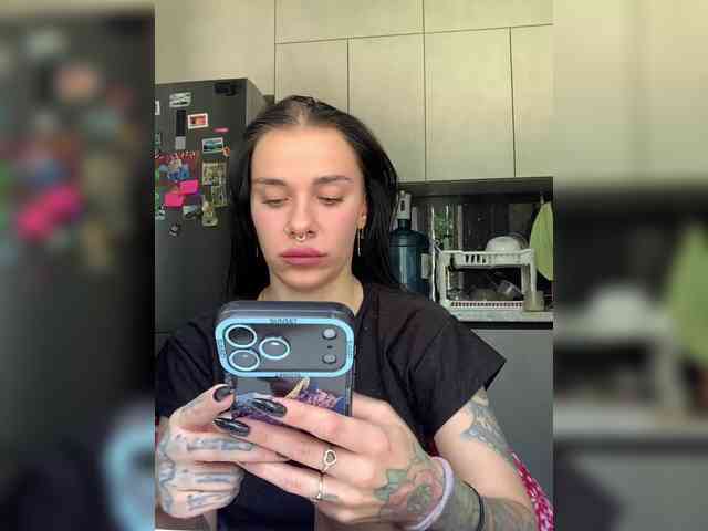 deva_maria webcam