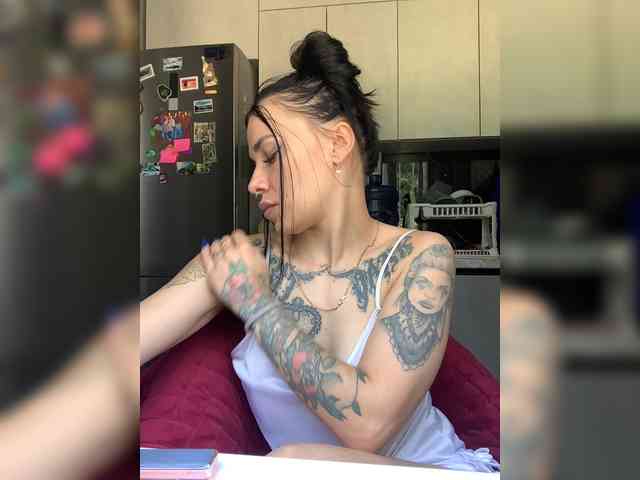 deva_maria webcam