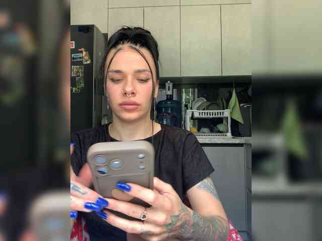 deva_maria webcam