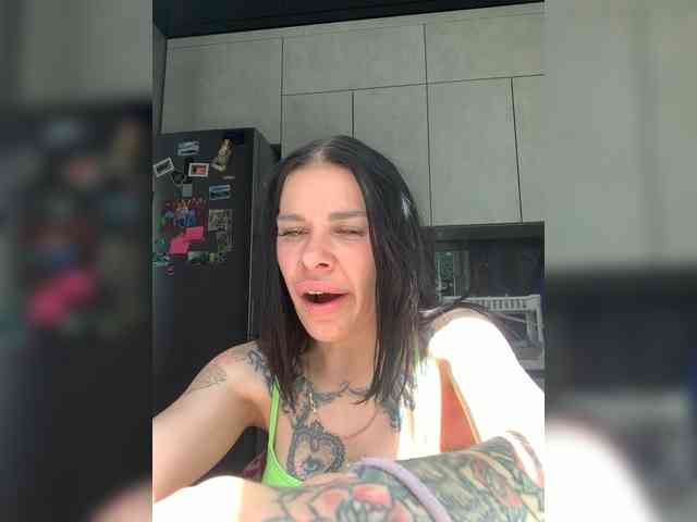deva_maria webcam