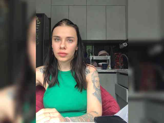 deva_maria webcam
