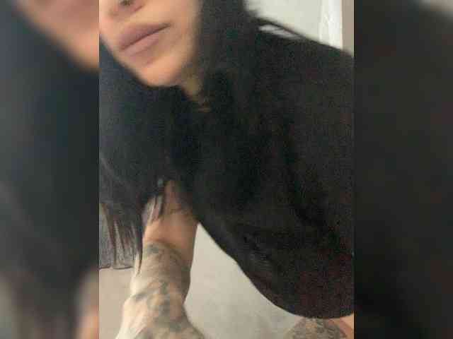 deva_maria webcam