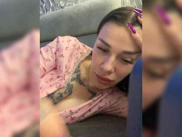 deva_maria webcam