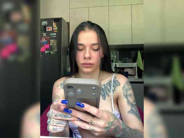 deva_maria webcam