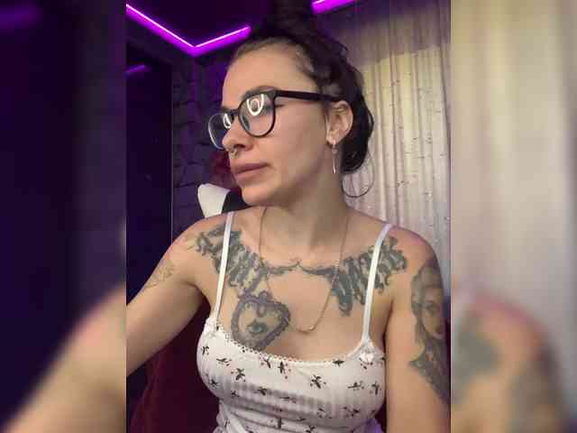 deva_maria webcam