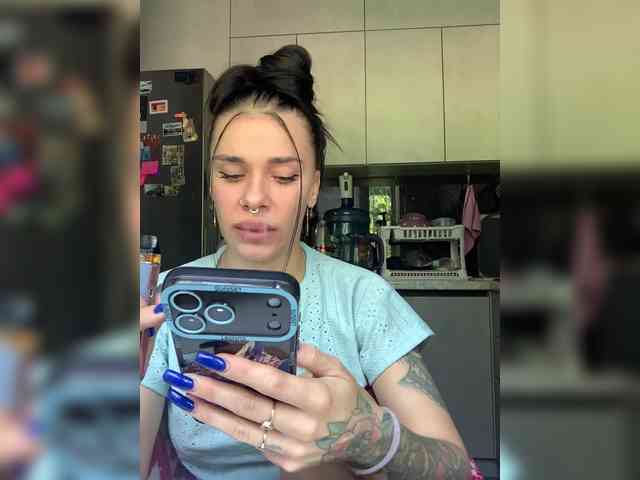 deva_maria webcam