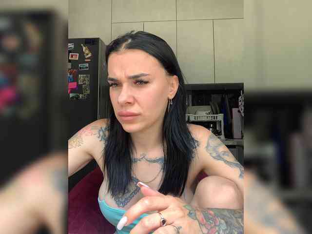 deva_maria webcam