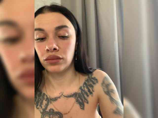 deva_maria webcam
