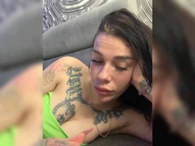 deva_maria webcam