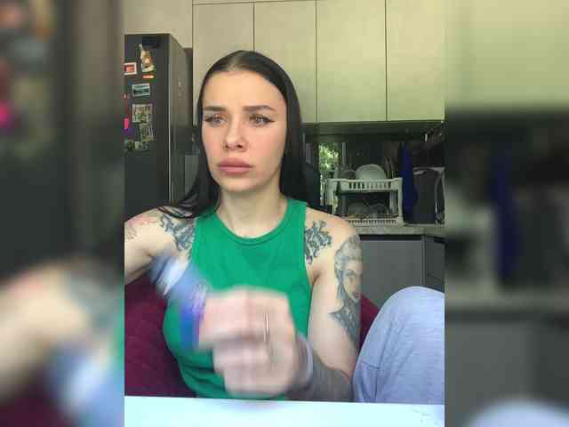 deva_maria webcam