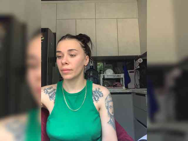 deva_maria webcam