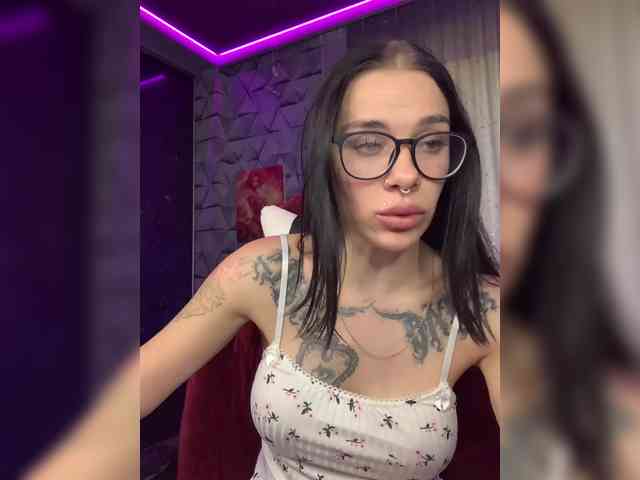 deva_maria webcam