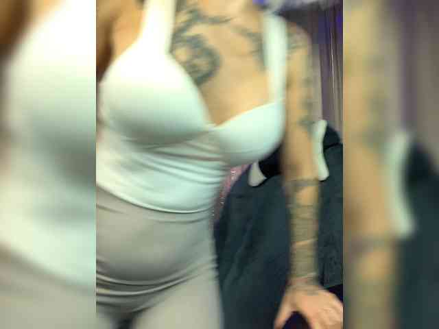 deva_maria webcam