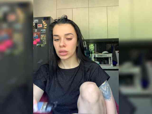 MaidenCrystal Sex Cam Show