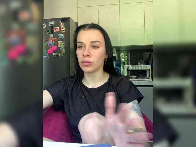 MaidenCrystal Sex Cam Show
