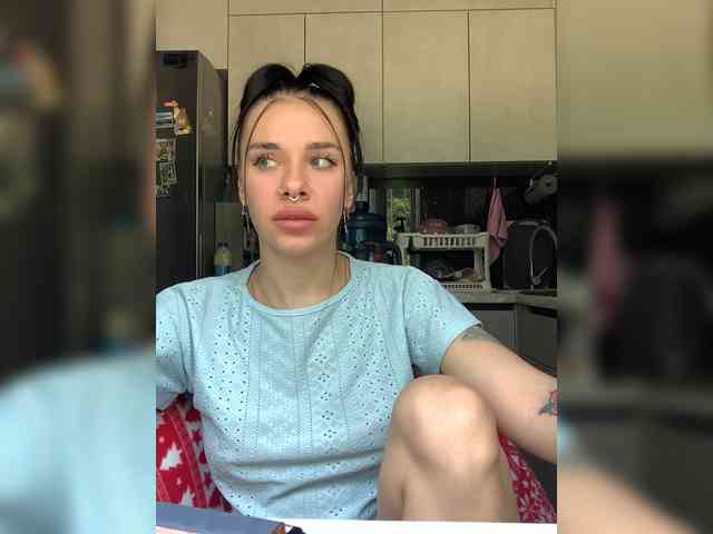 deva_maria webcam