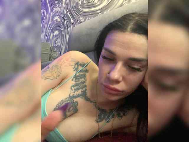 deva_maria webcam