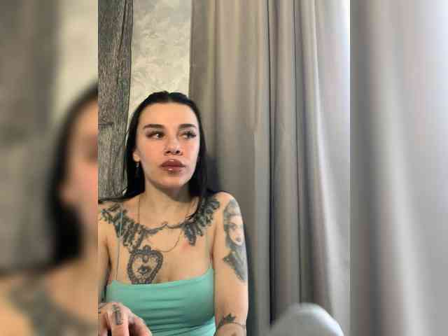 deva_maria webcam