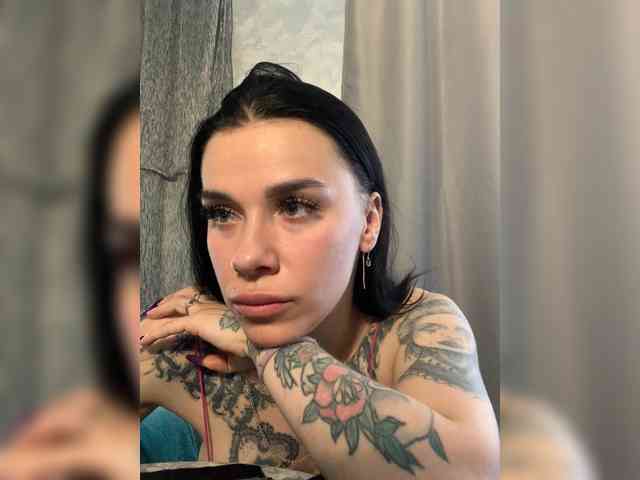 deva_maria webcam
