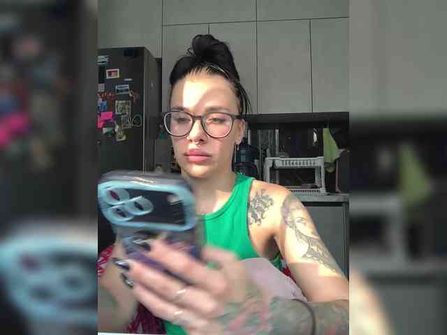 deva_maria webcam